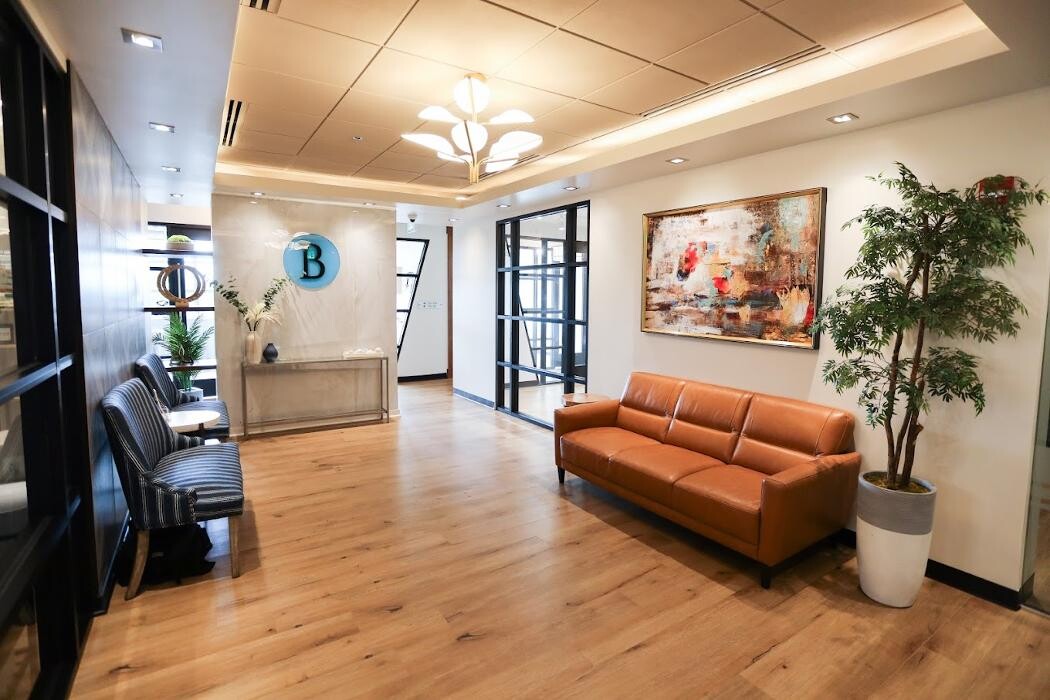 Images Blue Salon Suites