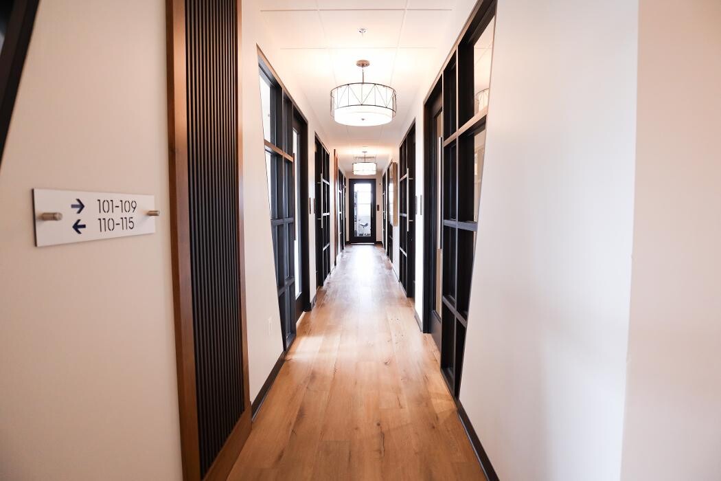 Images Blue Salon Suites