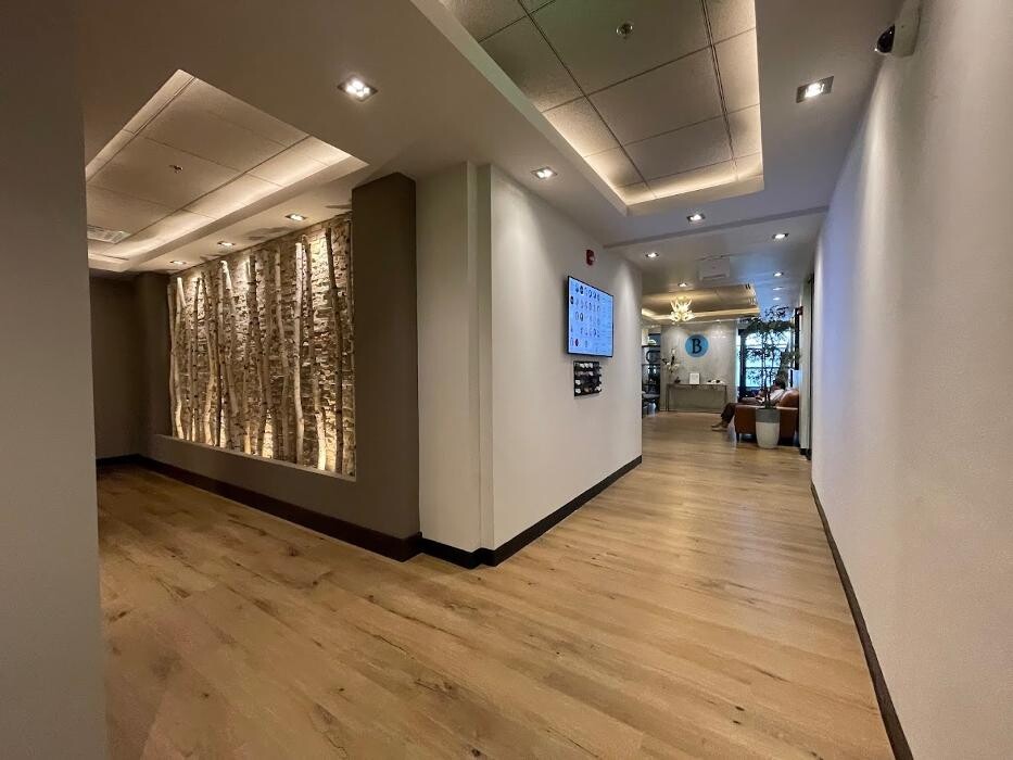 Images Blue Salon Suites