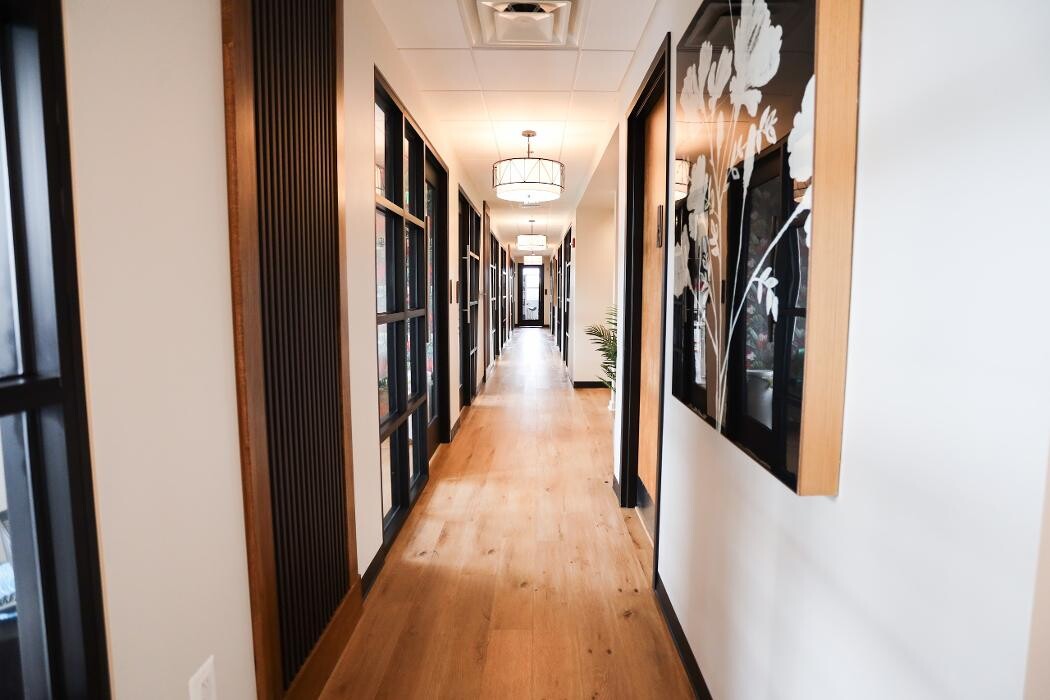 Images Blue Salon Suites