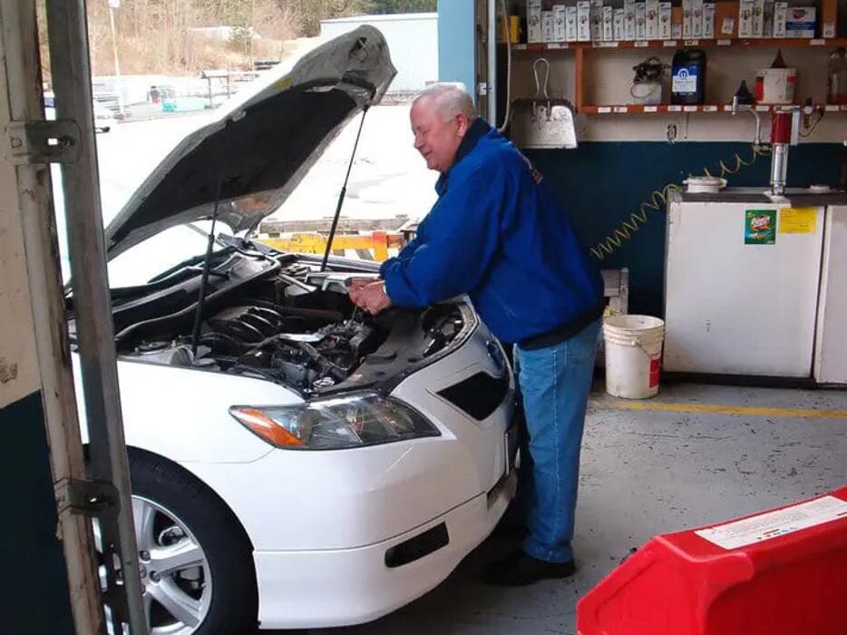 Images Ernie's Rapid Lube