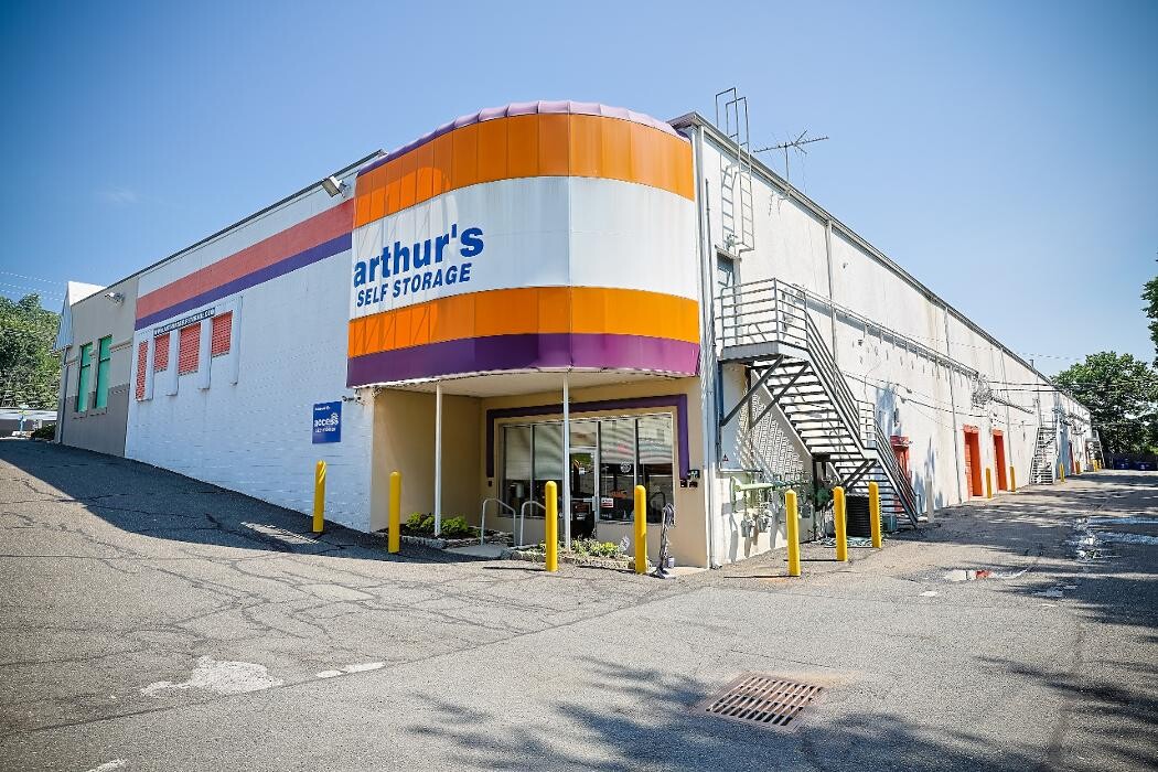 Images Arthur's Self Storage