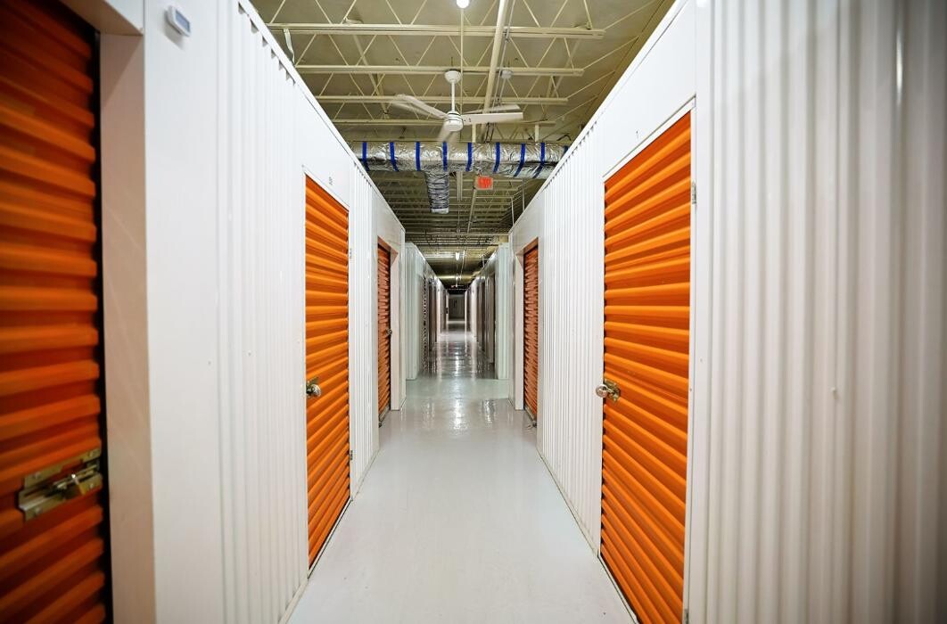 Images Arthur's Self Storage