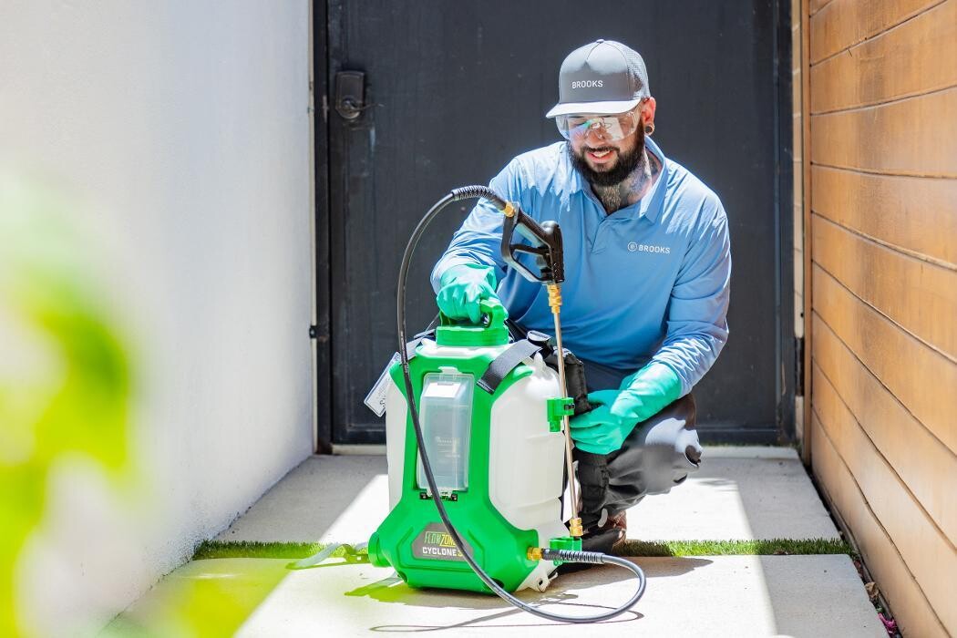 Images Brooks Pest Solutions