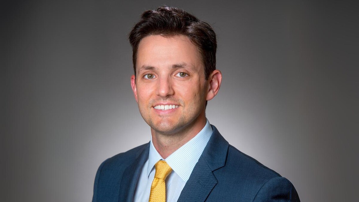 Images Robert "Trey" Burns, III, MD