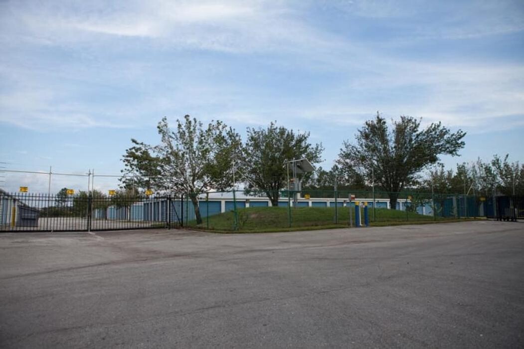 Images Atlantic Self Storage