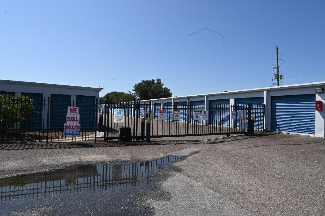 Images Atlantic Self Storage
