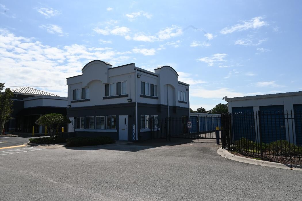 Images Atlantic Self Storage