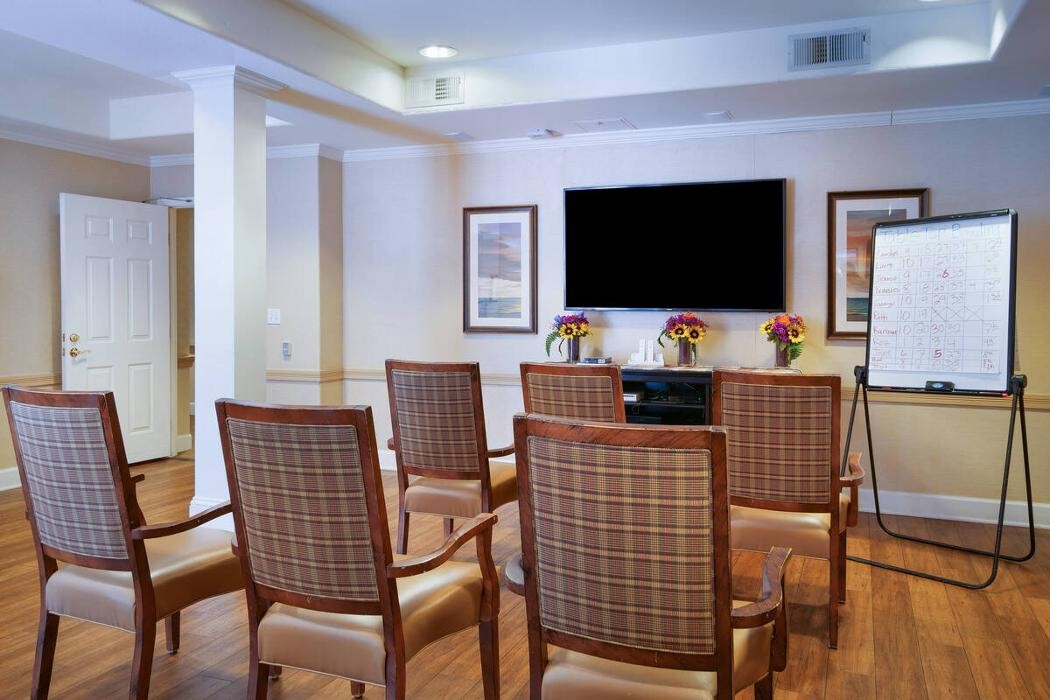 Images The Grove Senior Living