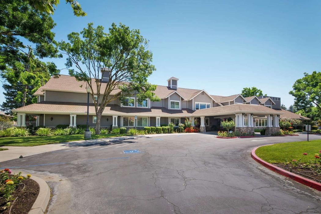Images The Grove Senior Living