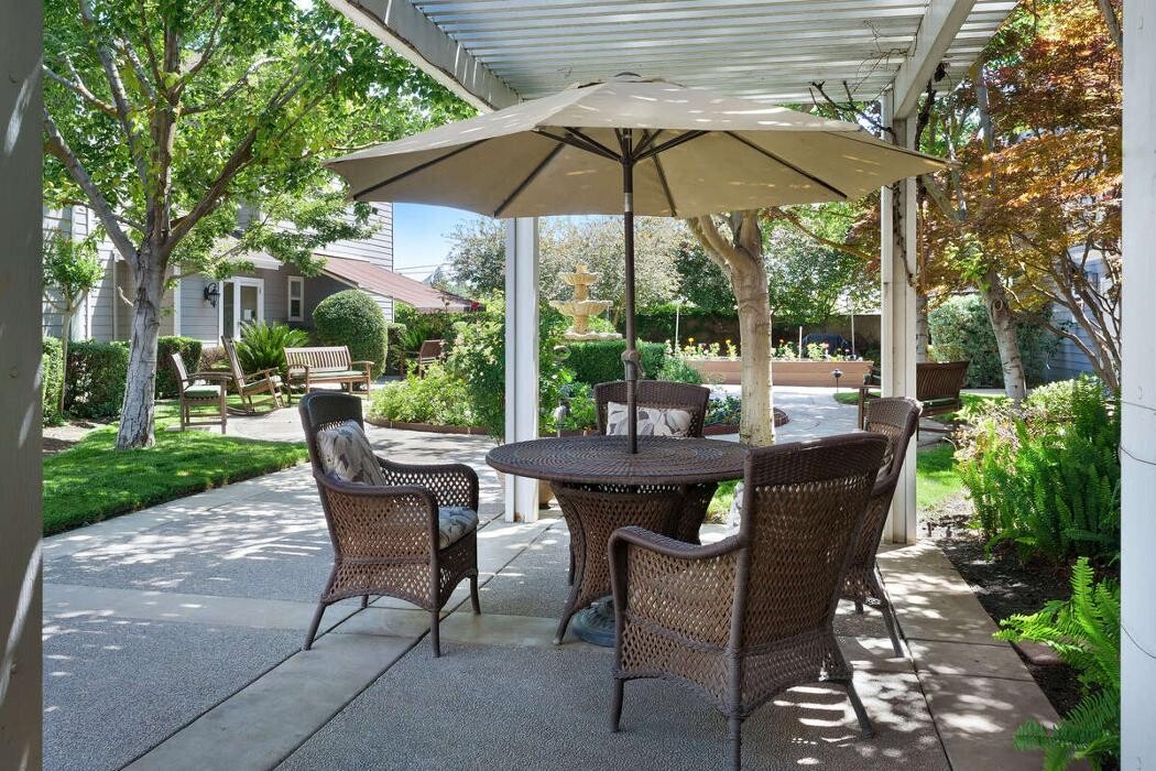 Images The Grove Senior Living