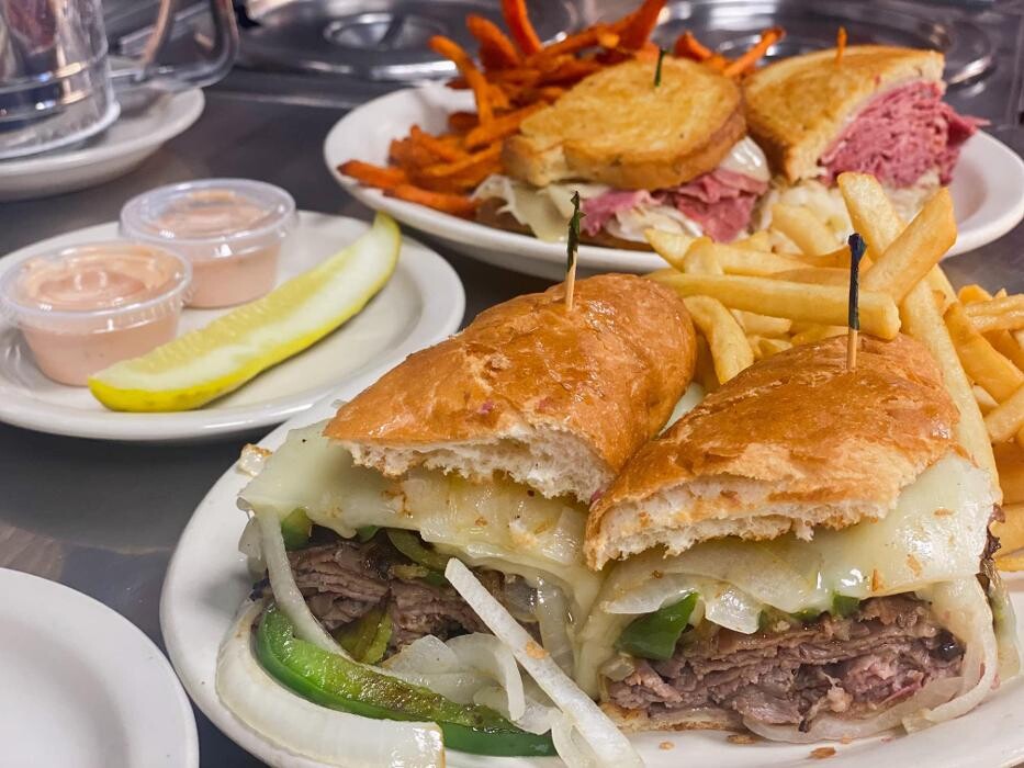 Images Cindi's NY Deli & Restaurant