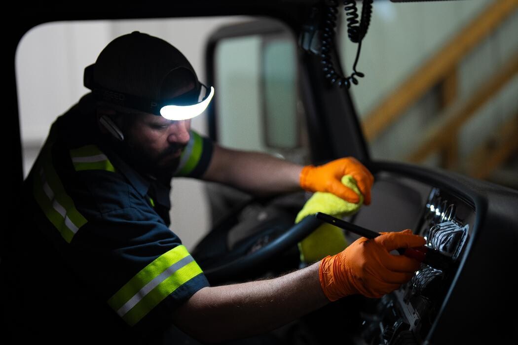 Images Forge Truck Centers