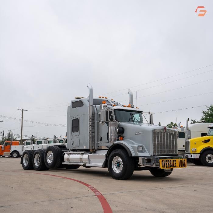 Images Forge Truck Centers