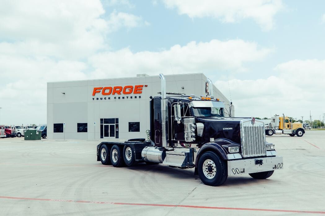 Images Forge Truck Centers