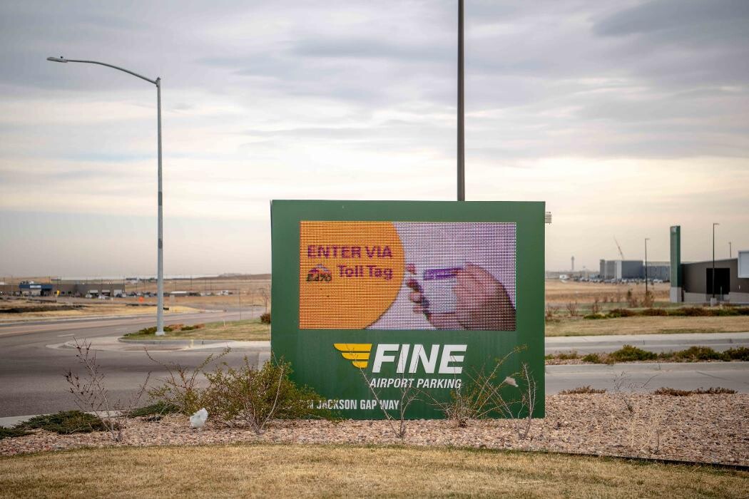 Images Fine Airport Parking - Denver