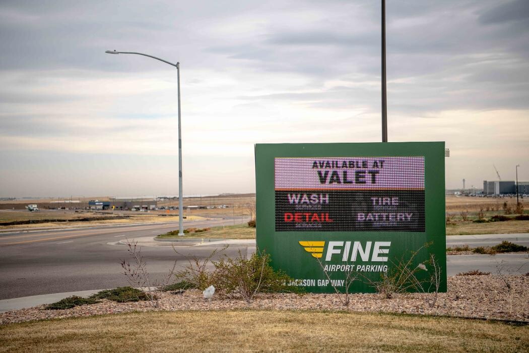 Images Fine Airport Parking - Denver