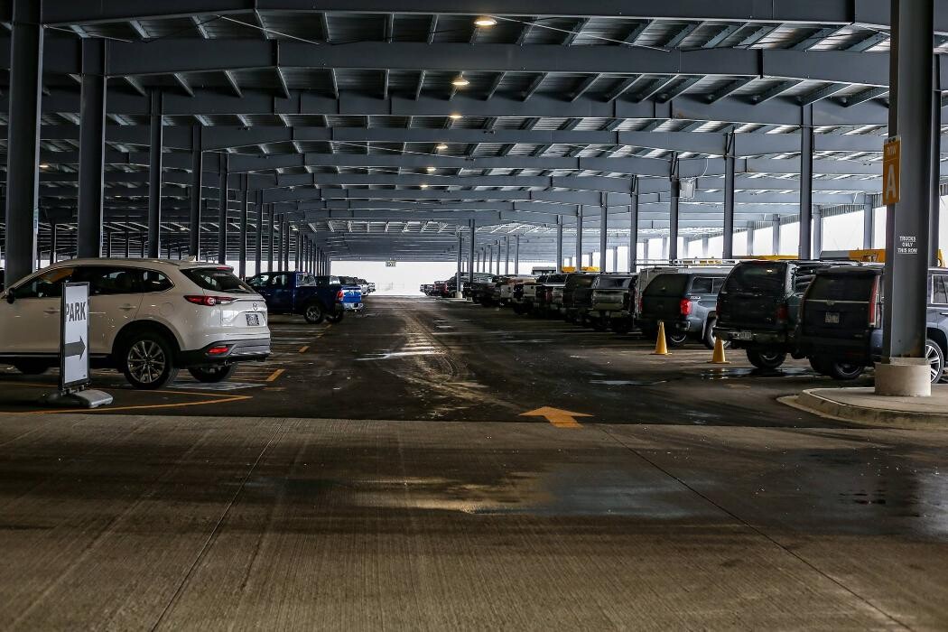 Images Fine Airport Parking - Denver