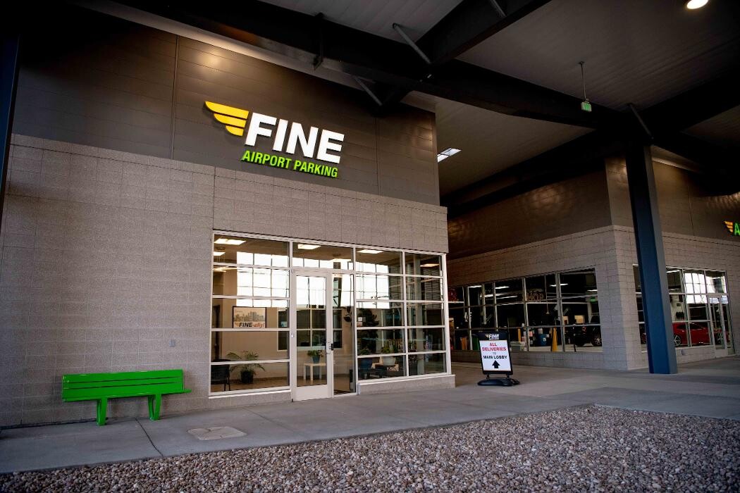 Images Fine Airport Parking - Denver