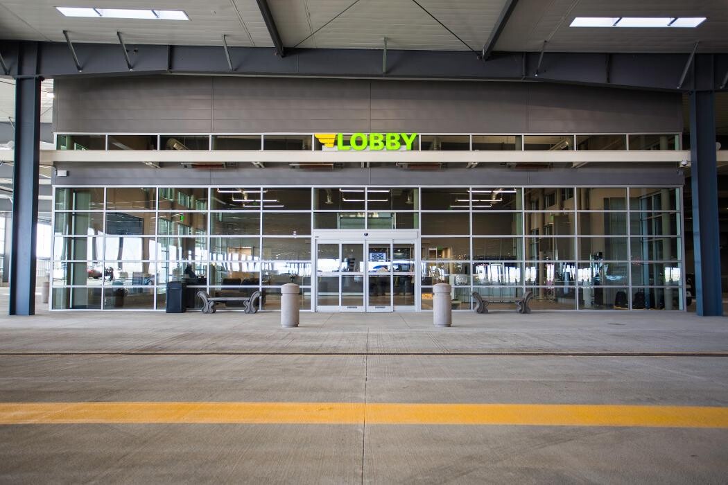 Images Fine Airport Parking - Denver