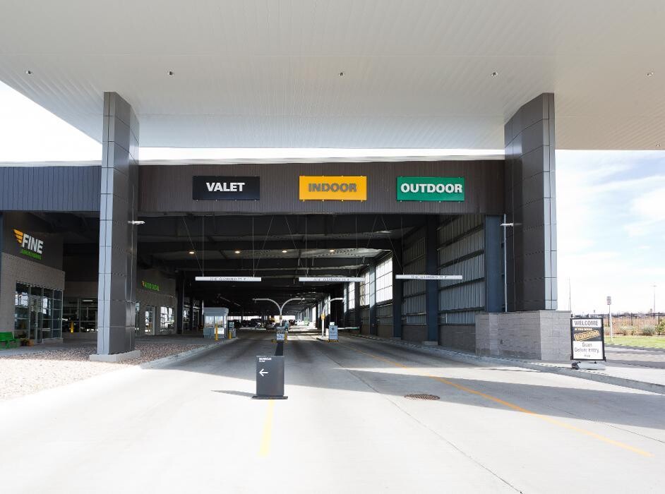 Images Fine Airport Parking - Denver