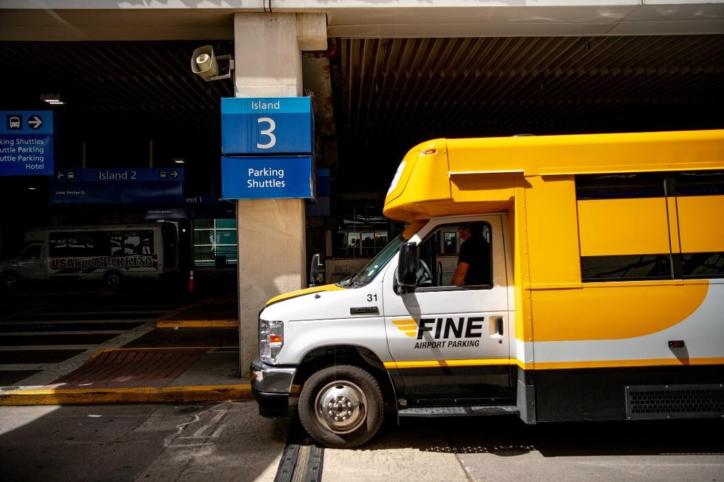Images Fine Airport Parking - Denver