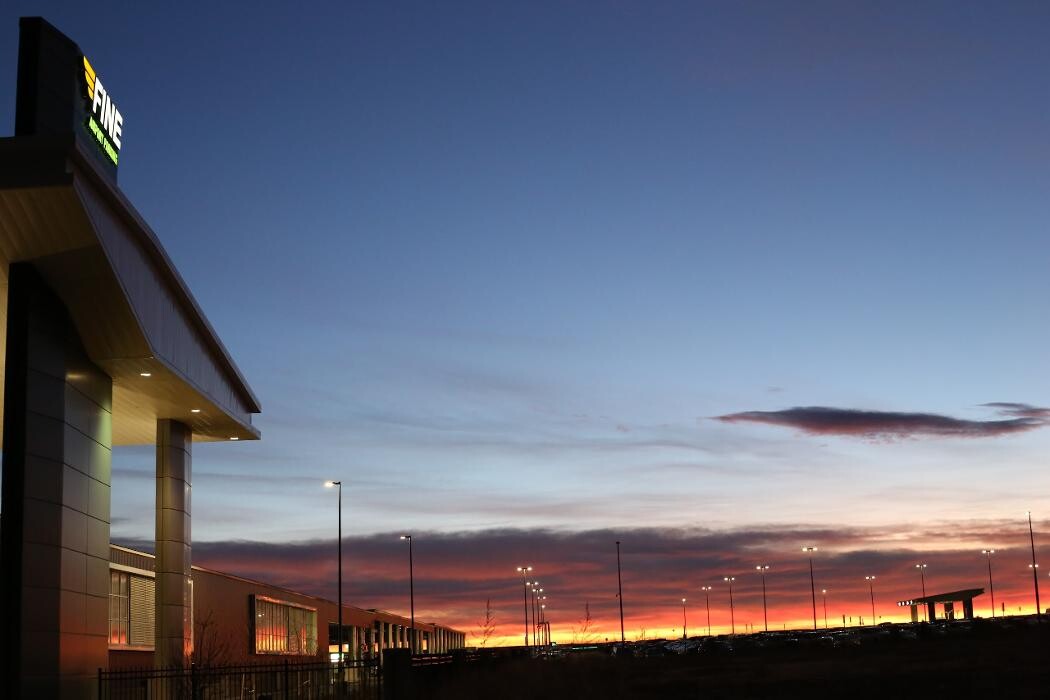 Images Fine Airport Parking - Denver