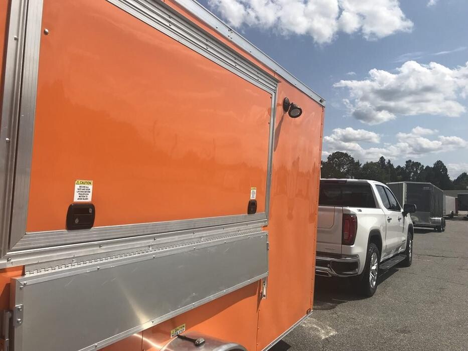 Images WOW Cargo Trailers