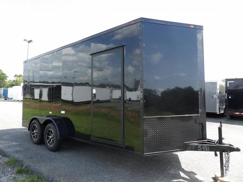 Images WOW Cargo Trailers