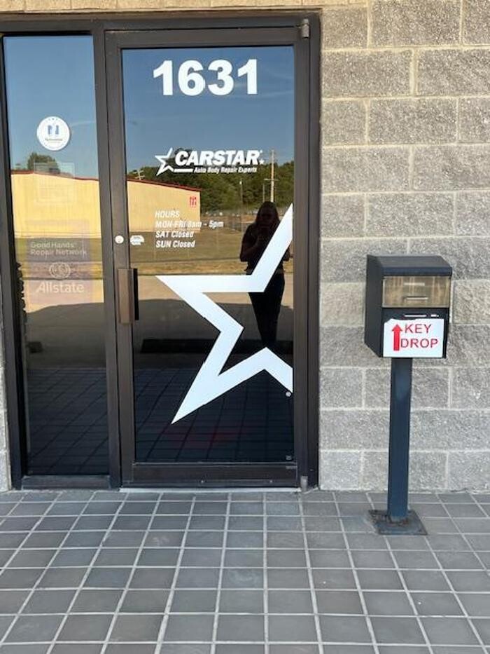 Images CARSTAR Gobel's Collision