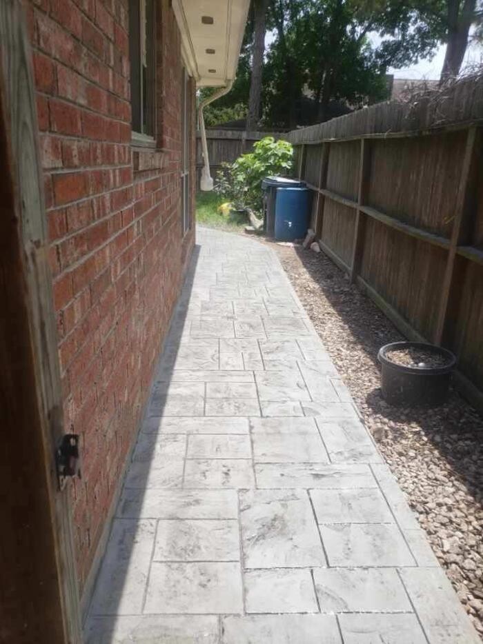 Images Bezuz Lawn & Landscaping LLC - Houston Landscaper, Hardscaping & Turf Installation
