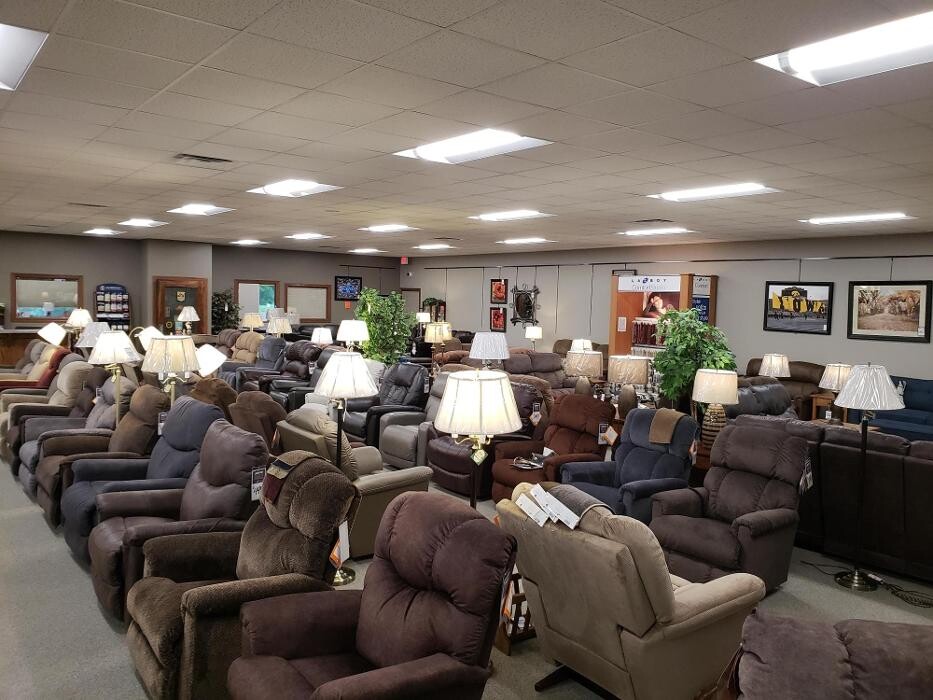 Images Uhlmann's Home Furnishings