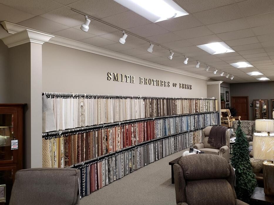 Images Uhlmann's Home Furnishings