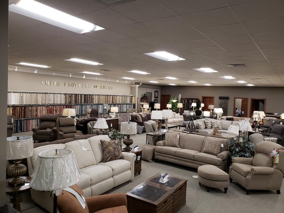 Images Uhlmann's Home Furnishings