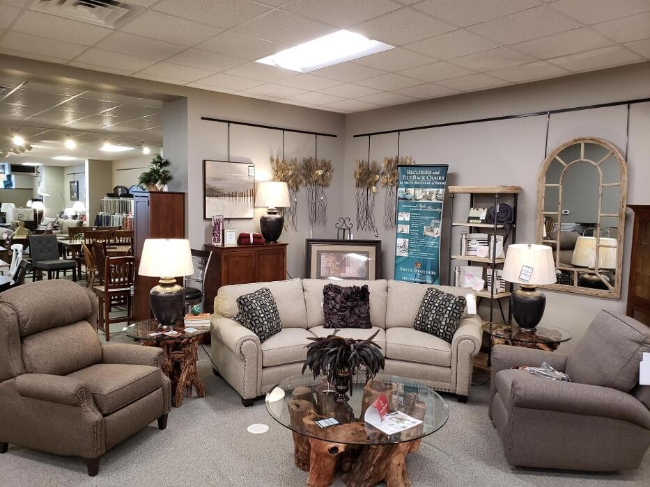 Images Uhlmann's Home Furnishings