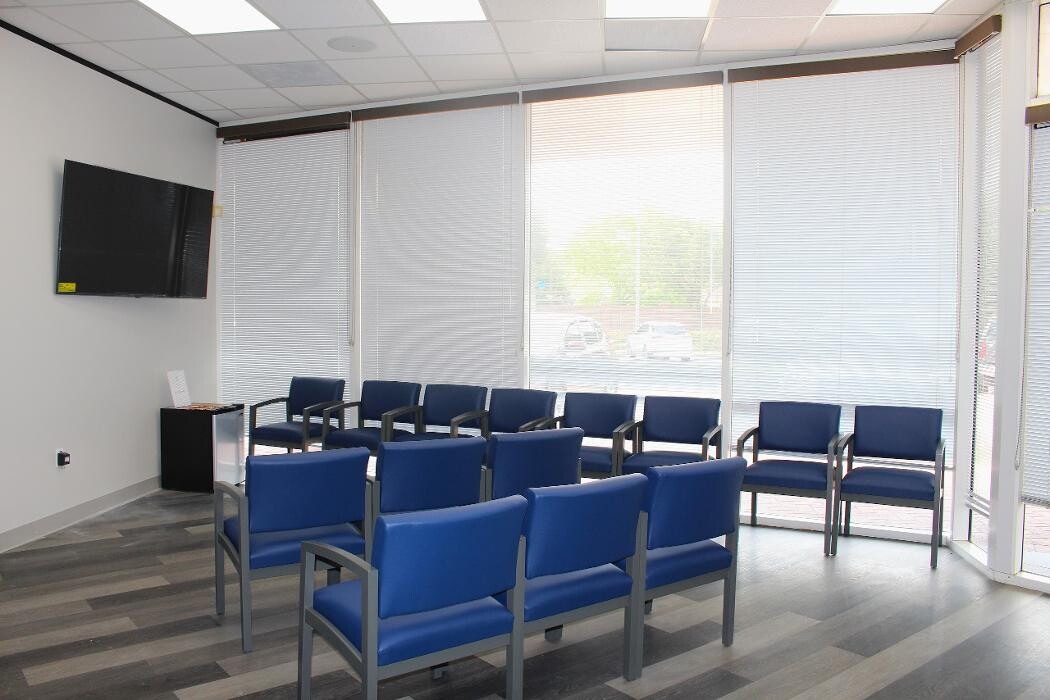 Images Minivasive Orthopedics - Sugar Land - Steven Nolan, MD