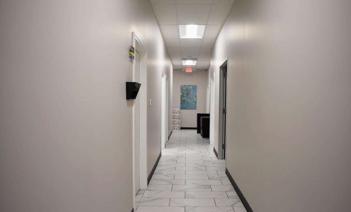 Images Minivasive Pain & Orthopedics - Stafford, TX