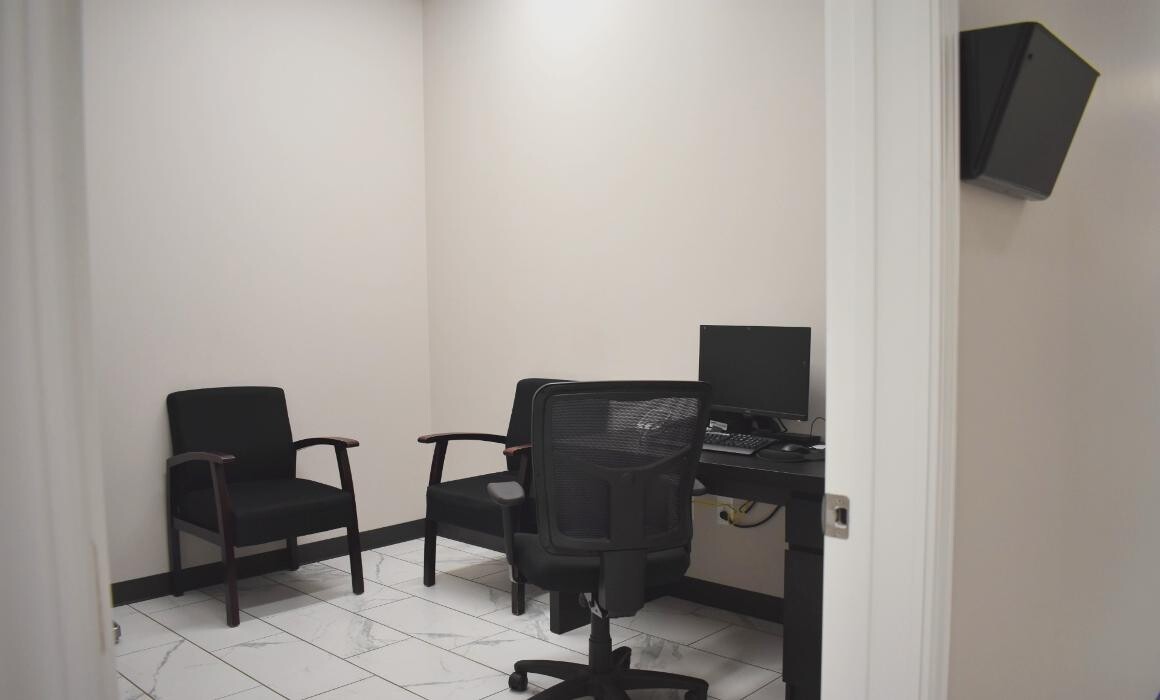 Images Minivasive Pain & Orthopedics - Stafford, TX