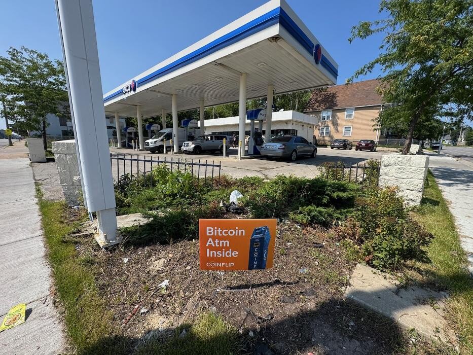 Images CoinFlip Bitcoin ATM - ARCO (Milwaukee)