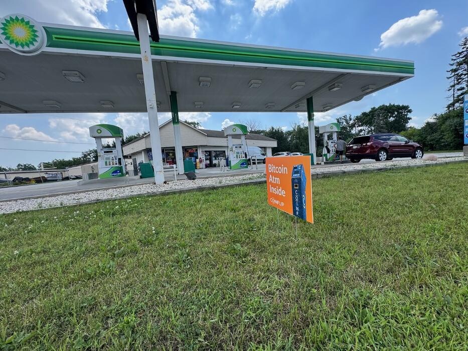 Images CoinFlip Bitcoin ATM - BP (Hales Corners)