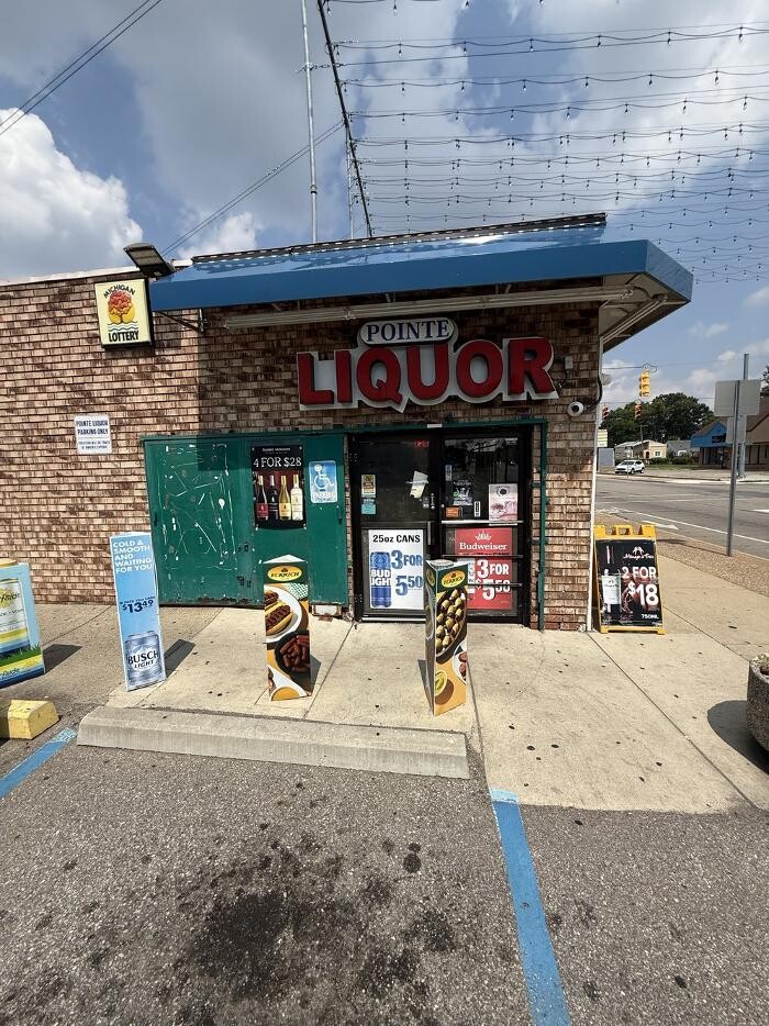 Images CoinFlip Bitcoin ATM - Pointe Liquor (Hazel Park)