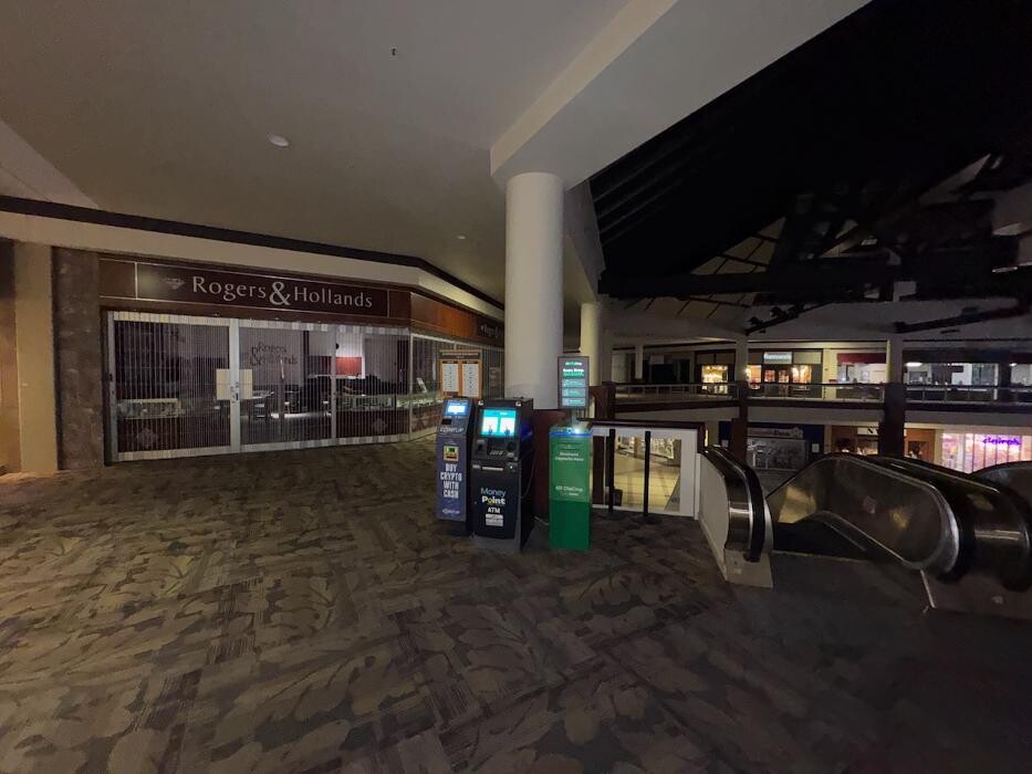 Images CoinFlip Bitcoin ATM - White Oaks Mall (Springfield)