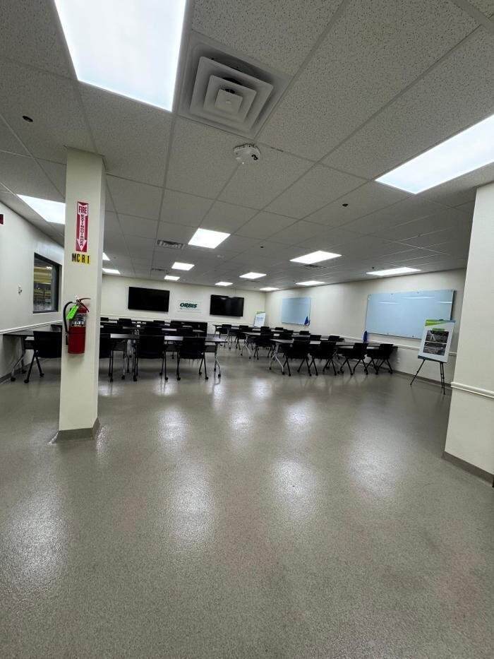 Images Brittex Bubbles LLC - Commercial Cleaning