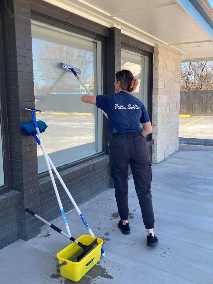 Images Brittex Bubbles LLC - Commercial Cleaning