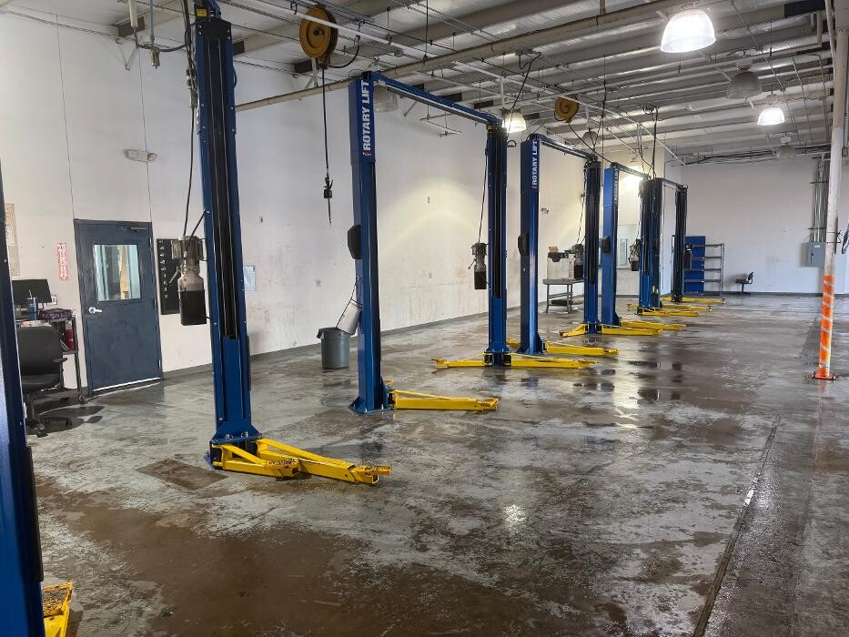 Images Brittex Bubbles LLC - Commercial Cleaning