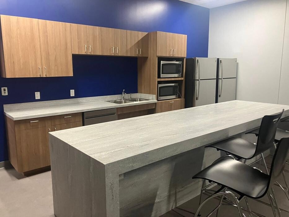 Images Brittex Bubbles LLC - Commercial Cleaning