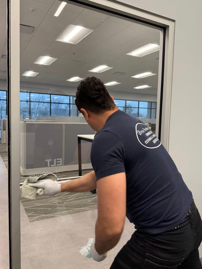 Images Brittex Bubbles LLC - Commercial Cleaning