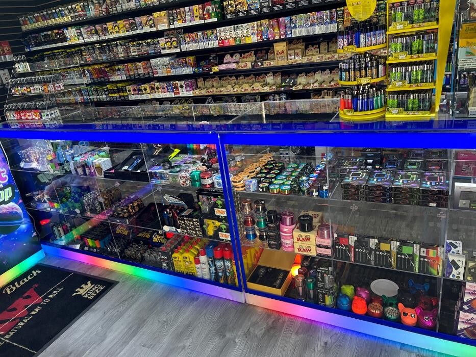 Images Stay Lit Smoke Shop
