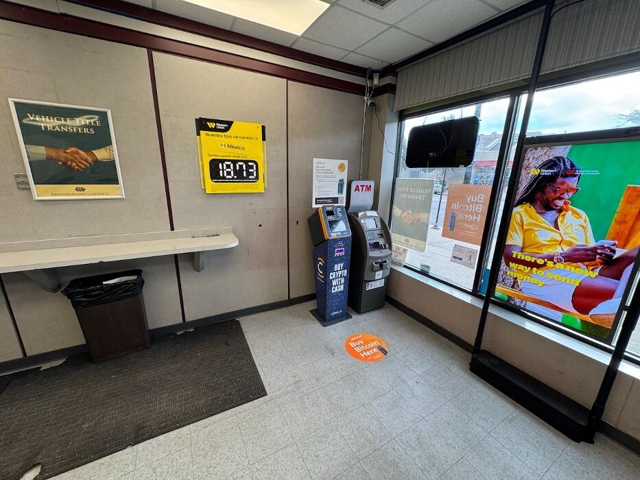 Images CoinFlip Bitcoin ATM - FFS - Broadway Granville Currency Exchange (Chicago)