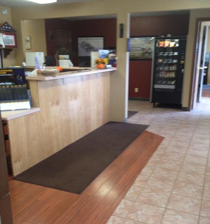 Images Mike's Auto Clinic Inc.